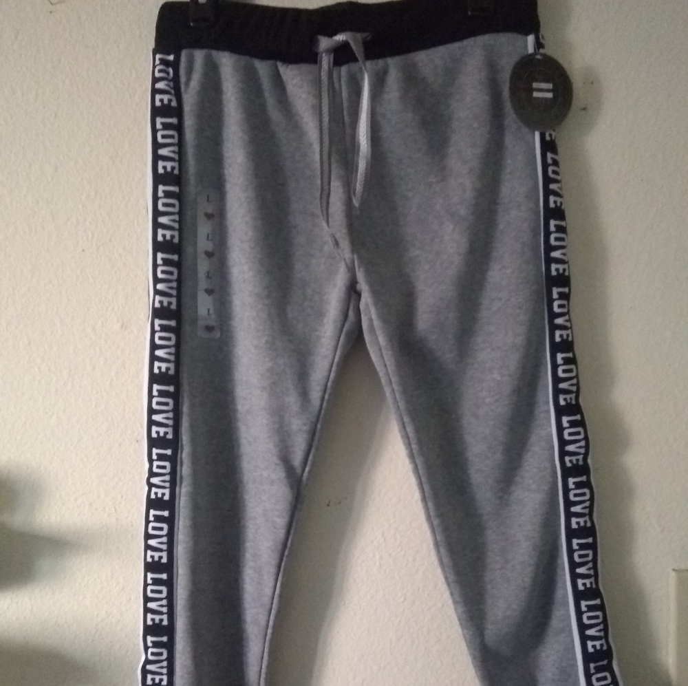 NWT Thrill -94 Drawstring Pants. Grey Active Wear.